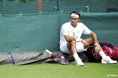 Federer loses to Berdych in Wimbledon quarters