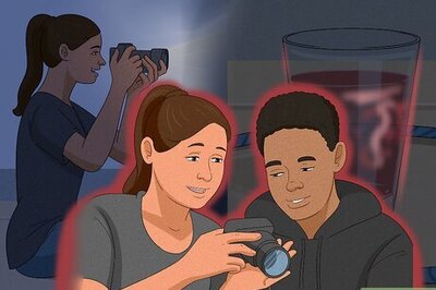 How to Play the Supernatural Slumber Party Picture Game