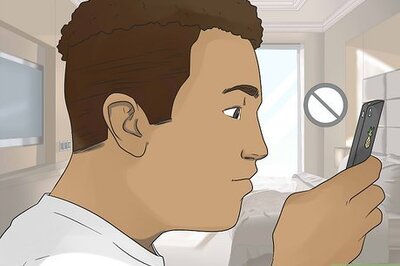 How to Show Your Girlfriend You Trust Her