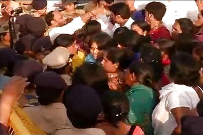 No entry for women, activists stopped from marching to Trimbakeshwar temple