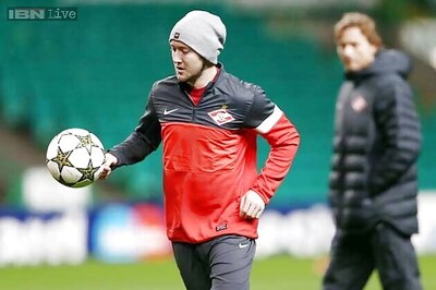 Everton sign Aiden McGeady from Spartak Moscow