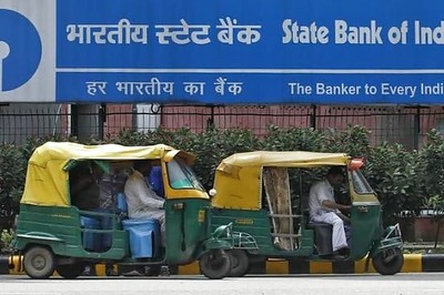 Loan recovery eludes India's banks, even as growth rate beats China