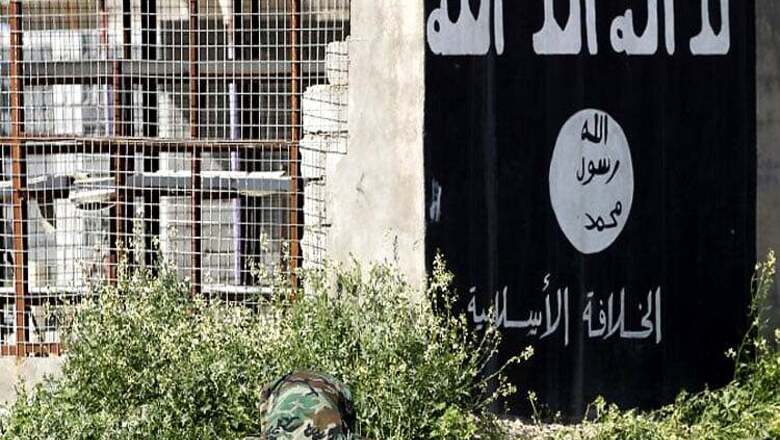  Truck bomb kills over 33 in crowded Baghdad market