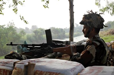 1 Army Jawan, 2 Terrorists Killed in Ongoing Operation in Jammu and Kashmir