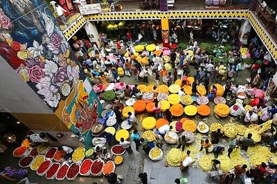 Asia Today: 2 Melbourne Schools Shut; Seoul Tests Hospitals