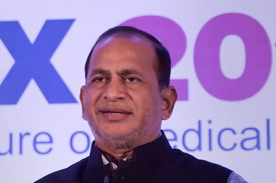 'Earned Many Times More Than Last-Drawn Salary in 15 Months After Retirement': CBI Begins Probe Against Ex-Bureaucrat Ramesh Abhishek