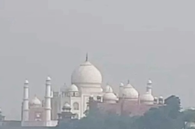 With UP's Agra, Mathura in Throes of Thick Smog, Locals Face Severe Health Issues