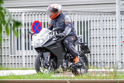 2021 KTM RC 390 Spied Without Disguise, Shows Major Overhaul In Design