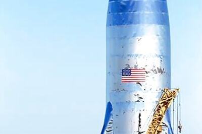 Bezos Loses Appeal Of NASA's Plans To Use Musk Moon Lander