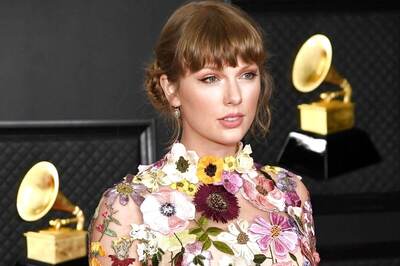 Taylor Swift Wins Album of the Year for 'Folklore' at Grammys