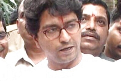 Azmi challenges Raj Thackeray to find Bangladeshis