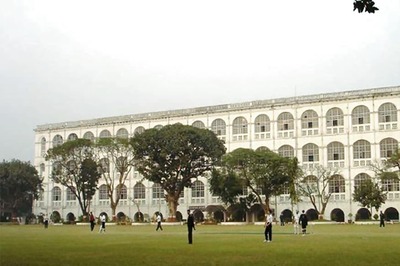 Man Posing as Army Officer Clicks Photos in Fort William, Held