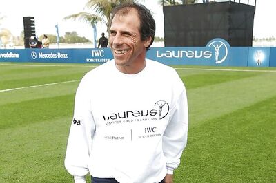 Italy are Euro 2012 dark horses: Zola