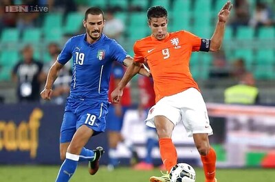 Conte tops Hiddink as Italy beat Netherlands in friendly