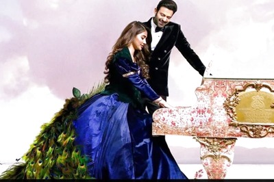 Superstar Prabhas, Pooja Hegde's Radhe Shyam to Premiere in Record Screens Across India