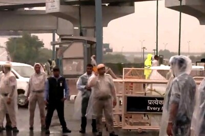 Amid Heavy Rain in Delhi-NCR, G20 Leaders' Morning Trip to Akshardham Temple, Rajghat | Visuals