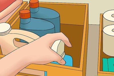 How to Decorate A Laundry Room