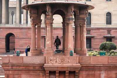 Defence Ministry Approves Acquisition of Military Hardware Worth Rs 2,290 Crore