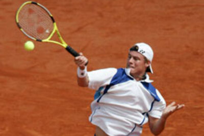 Hewitt may court Roche as next coach