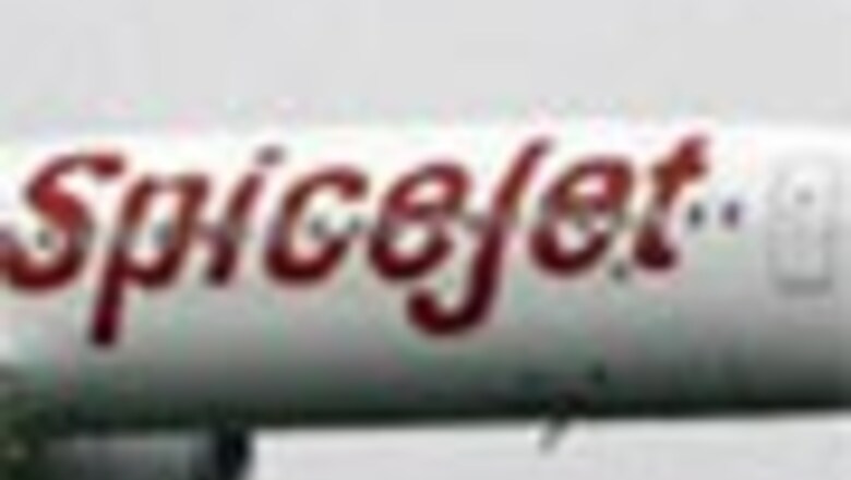 SpiceJet flight makes emergency landing in Delhi