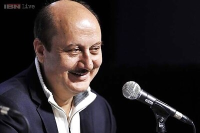 'Anupam Kher either has verbal diarrhoea or the Alzheimer's: documentary filmmaker Rakesh Sharma lashes out at the actor