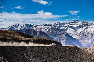 2018 Raid De Himalaya to Have Two Para-Athletes Competing on Bikes