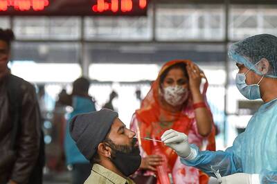 Over 60% of Omicron-infected People in Delhi Without Travel History, Reveals Study