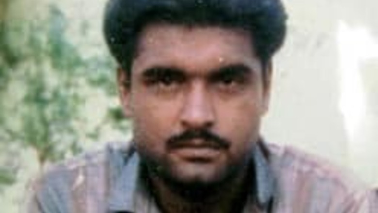 Pak cites dead cricket fan to blank Sarabjit appeal