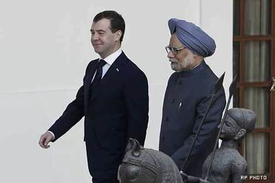 Indian, Russian Army strengthen bilateral ties; to hold wargames from October 18