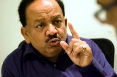 Delhi Govt Rushed Into Opening Liquor Shops Despite City Being in Red Zone: Harsh Vardhan