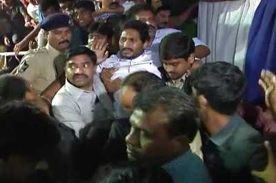 Jaganmohan Reddy on indefinite fast since 6 days seeking special status for Andhra, forcibly hospitalised