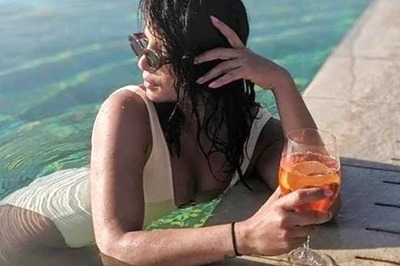 Priyanka Chopra Asks 'Why Wasn't I Invited' As Choli Ke Peeche Plays At A Party Outside Her LA Home