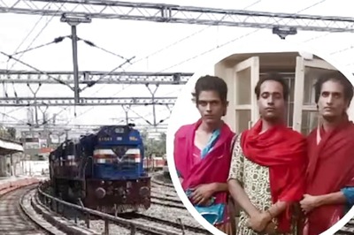 3 'Women' Arrested for Extorting Money from Train Passengers in Ajmer; Claim to be Eunuchs