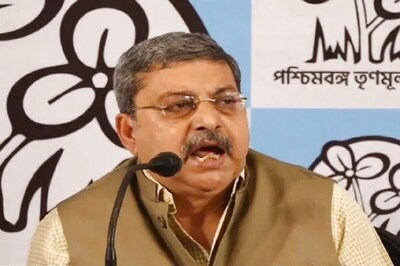 TMC MP Kalyan Banerjee Cites Ram & Sita While Speaking about Hathras Gangrape, Police Plaint Filed