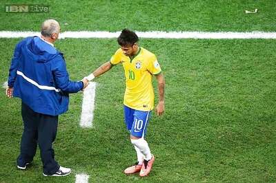 World Cup 2014: Brazil coach Scolari defends penalty, praises Neymar