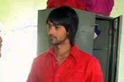 HC pulls up Munshi, other turncoats