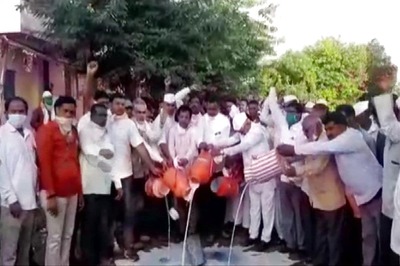 BJP Holds Protests for Better Milk Procurement Prices in Maharashtra