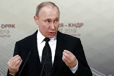 Vladimir Putin Orders Bonuses for 'Frontline' Coronavirus Medics
