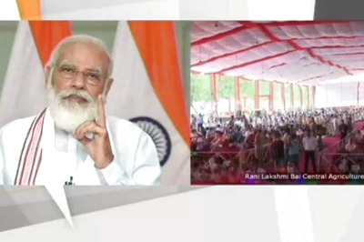 'Farmer Not Just Producer, But Entrepreneur': PM Modi Talks Agri Reforms at Inauguration of Rani Lakshmi Bai University Buildings