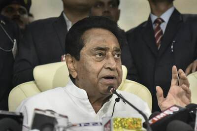 Despite Loan Waiver, Kamal Nath Govt Hits Farm Trouble as Narsinghpur Farmers Stage Protest Over Low Prices​