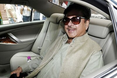 Lalu Got 'Inhuman' Treatment in Delhi, It Reeks of Vindictive Politics: Shatrughan Sinha