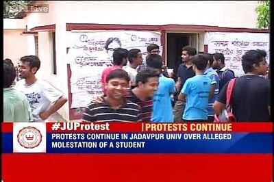 Jadavpur University protests: Students stop registrar from entering office
