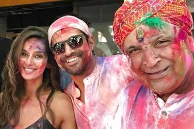 Children Can be Very Secretive: Javed Akhtar Reacts to Reports of Farhan Akhtar-Shibani Dandekar Wedding