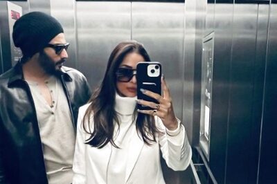 Arjun Kapoor Poses With 'No Clothes' On For Malaika Arora, His Hot NSFW Photo Goes Viral