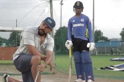 'Tu Na Sudhri...': Yuvraj Singh's Cheeky Dig at Abhishek Sharma, Wishing the Youngster a Happy Birthday | WATCH