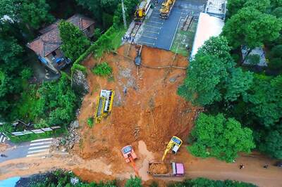 Mexico Landslides Leave 11 Dead as New Storm Forms