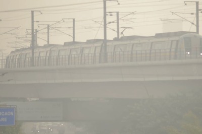 Technical Snag in Train Hits Services on Delhi Metro's Blue Line