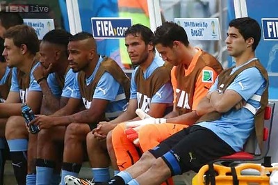 World Cup 2014: Life without Suarez proves too tough for Uruguay