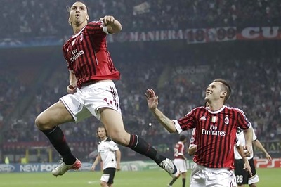 Milan take on Juve as battle for top spot hots up