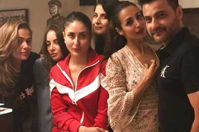 Kareena Kapoor Khan Celebrates Easter With Karan Johar, Malaika Arora and Sanjay Kapoor
